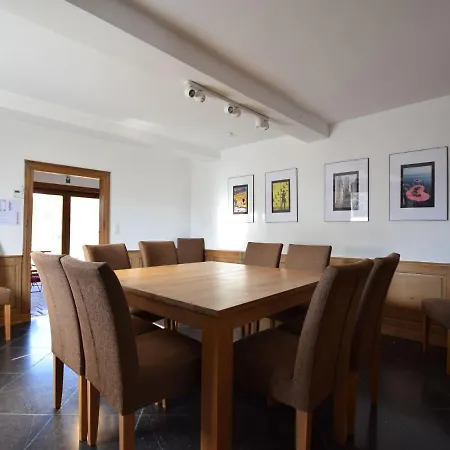 Σπίτι διακοπών Spacious With Private Garden